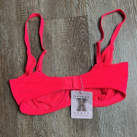NEW bras Savage Fenty Lingerie by Rihanna size 32 DDD - Picture 3 of 8